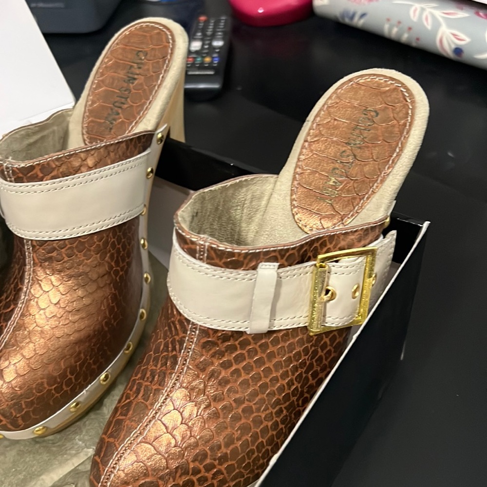 Colin Stuart mules